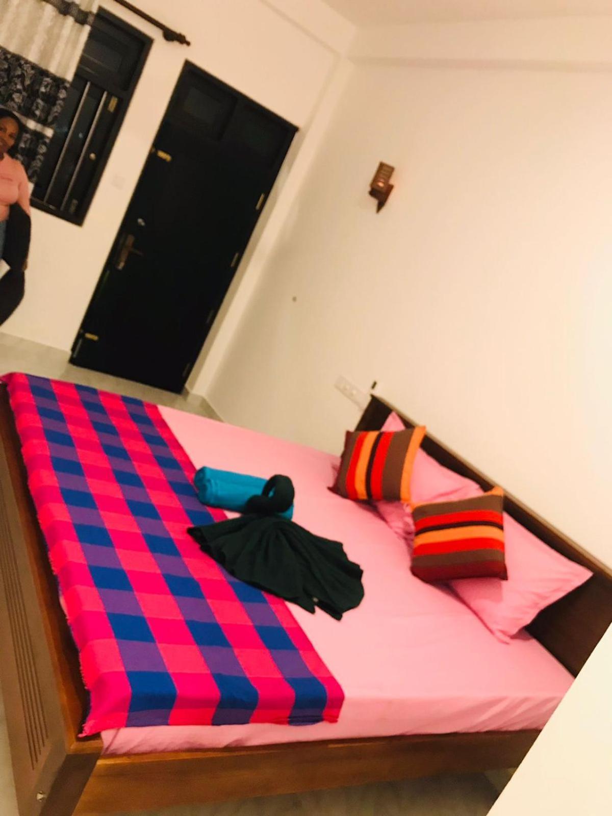 ホテル Navodya Guest ミリッサ エクステリア 写真