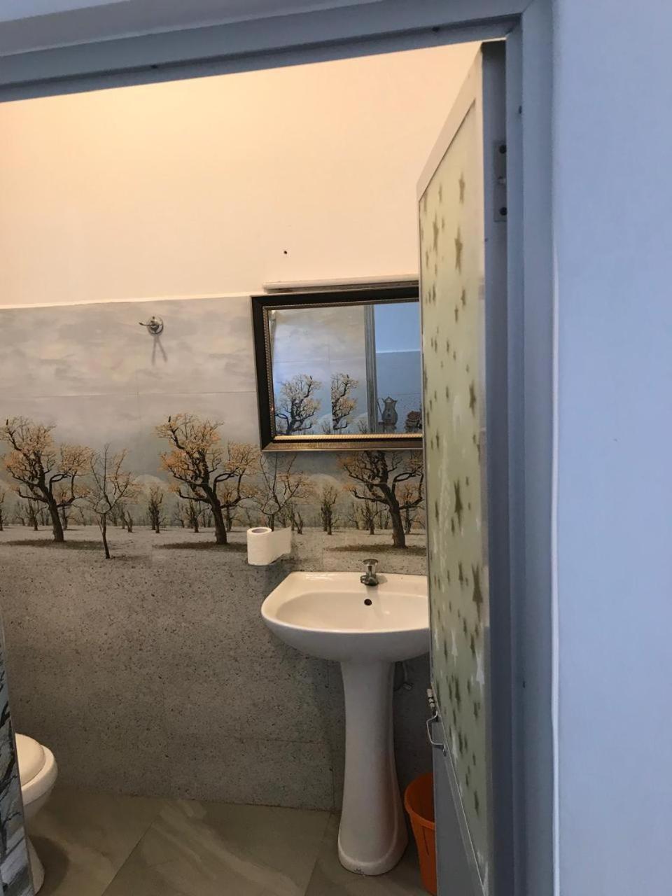 ホテル Navodya Guest ミリッサ 部屋 写真